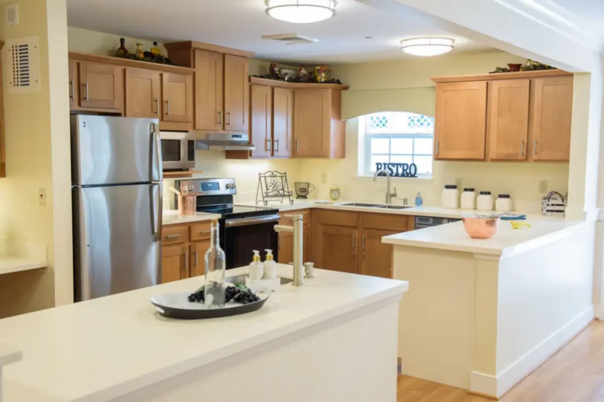 https://www.jaybirdseniorliving31.net/wp-content/uploads/2024/07/Bistro.webp