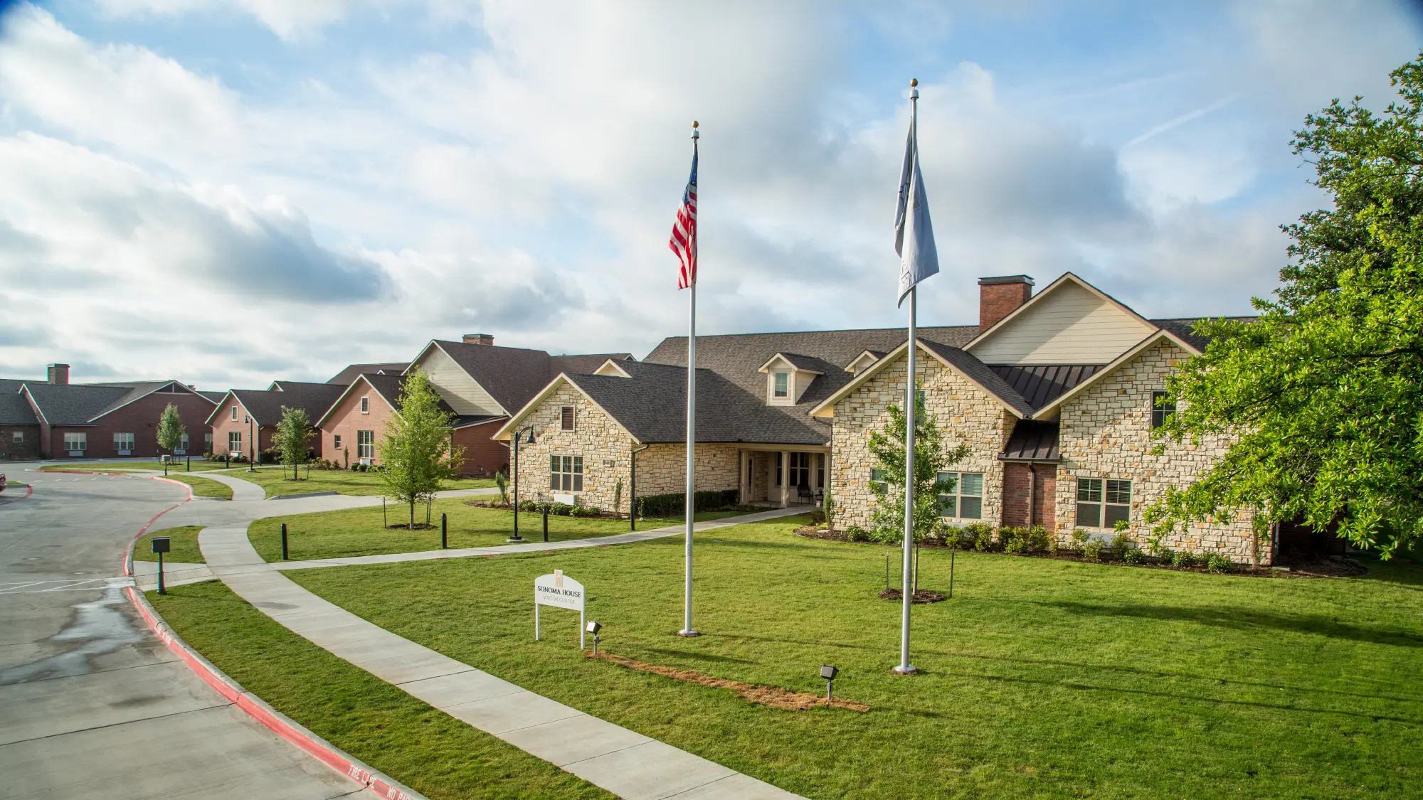 https://www.jaybirdseniorliving31.net/wp-content/uploads/2024/09/Neighborhood-2000.webp